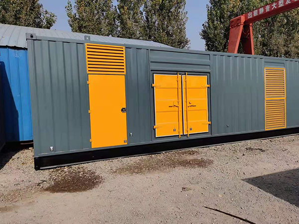 新余300kw 柴油发电机组用多大的空气开关？